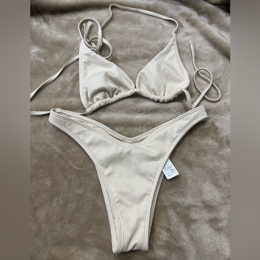 2 bathing suits HOLLISTER XS